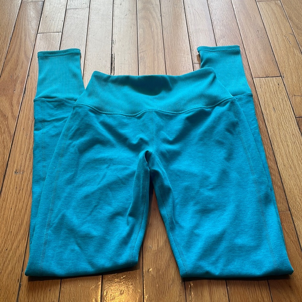 Blue full length alo heather leggings